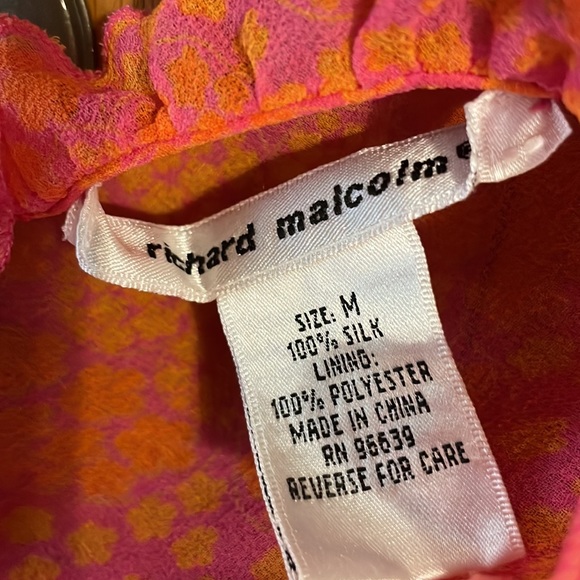 Richard Malcolm coral 2 piece top Medium - Picture 6 of 6